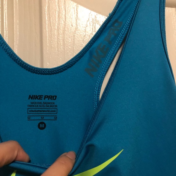 Nike Tank - Picture 3 of 4